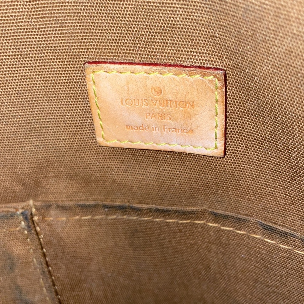 Louis Vuitton Signature Print Large Canvas Tote - image 6